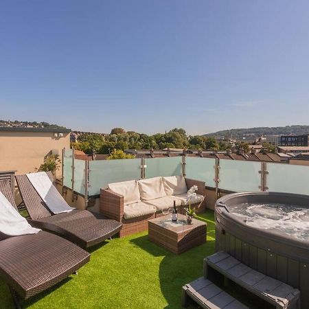 Stylish Penthouse Apartment With Hot Tub Bath Exterior foto